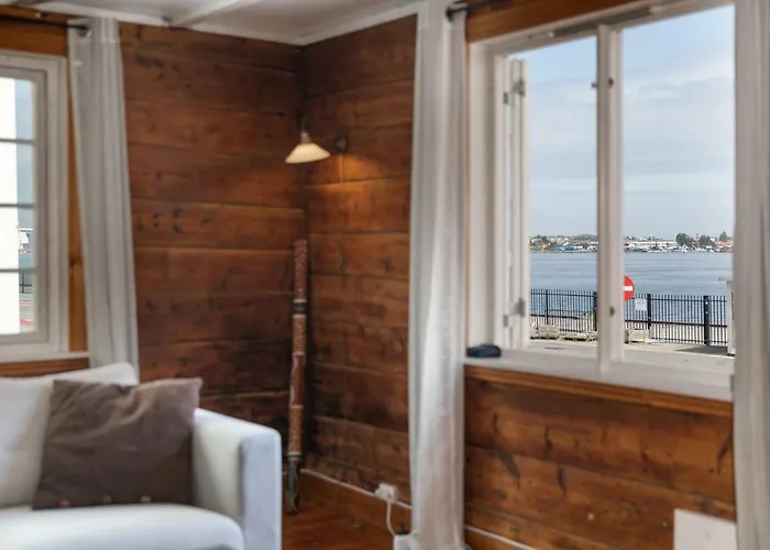 Historical In The Heart Of The Old Town Apartment